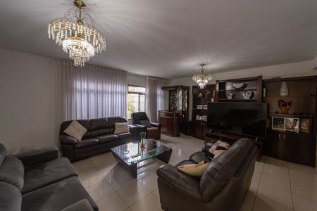 Sala de casa à venda com 3 quartos, 343m² em Vila Costa Melo, São Paulo