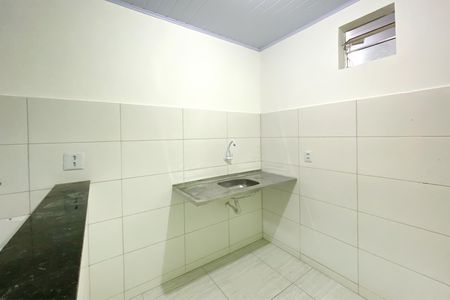 Sala/Cozinha de kitnet/studio para alugar com 1 quarto, 25m² em São Marcos, Belo Horizonte