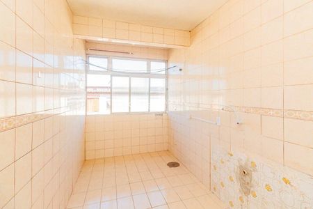 Cozinha de kitnet/studio para alugar com 1 quarto, 70m² em Rubem Berta, Porto Alegre