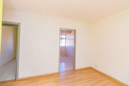 Sala de kitnet/studio para alugar com 1 quarto, 70m² em Rubem Berta, Porto Alegre