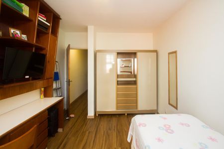 Casa à venda com 2 quartos, 95m² em Vila Congonhas, São Paulo