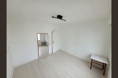 Quarto de apartamento para alugar com 3 quartos, 86m² em Centro, São Leopoldo