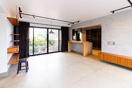 Sala de apartamento à venda com 2 quartos, 125m² em Vila Ipojuca, São Paulo