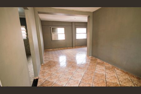 Sala de kitnet/studio para alugar com 1 quarto, 70m² em Boqueirão, Praia Grande
