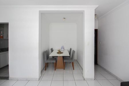 Sala de apartamento à venda com 3 quartos, 80m² em São José, Belo Horizonte