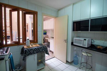 Cozinha de casa de condomínio para alugar com 2 quartos, 90m² em Vila Sao Domingos, São Paulo