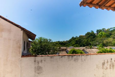 Vista da Suíte 1 de casa de condomínio para alugar com 2 quartos, 80m² em Maria Paula, São Gonçalo