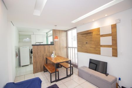 Sala de apartamento à venda com 2 quartos, 49m² em Arvoredo, Contagem