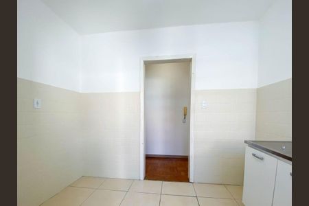 Cozinha de apartamento para alugar com 2 quartos, 62m² em Azenha, Porto Alegre