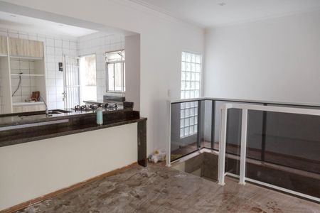 Sala de casa à venda com 2 quartos, 250m² em Parque Continental, Guarulhos