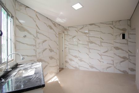 Sala/Cozinha de kitnet/studio para alugar com 1 quarto, 40m² em Vila Pereira Barreto, São Paulo