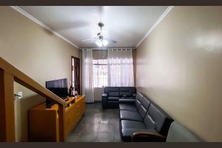 Sala de casa à venda com 4 quartos, 223m² em Engenheiro Goulart, São Paulo