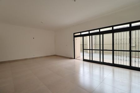 Sala 1 de casa para alugar com 4 quartos, 482m² em Jardim Sumare, Ribeirão Preto