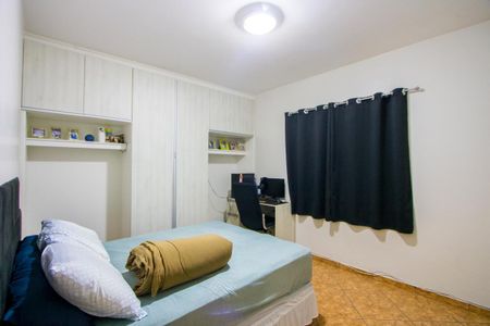 Quarto 2 de casa para alugar com 2 quartos, 230m² em Jardim Alvorada, Santo André