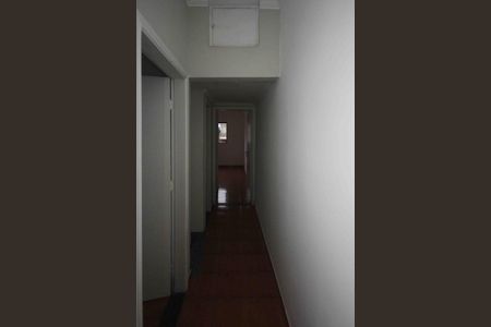 Corredor de casa para alugar com 3 quartos, 110m² em Jardim Aricanduva, São Paulo