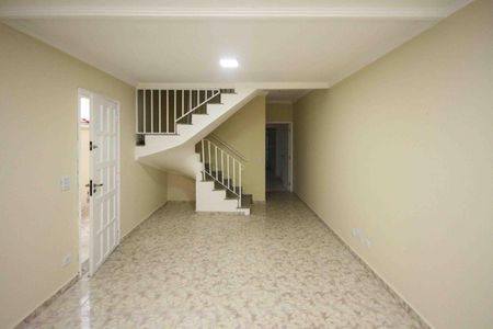 Casa para alugar com 3 quartos, 200m² em São Lucas, São Paulo