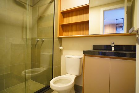 Banheiro de apartamento à venda com 1 quarto, 29m² em Boa Vista, Porto Alegre