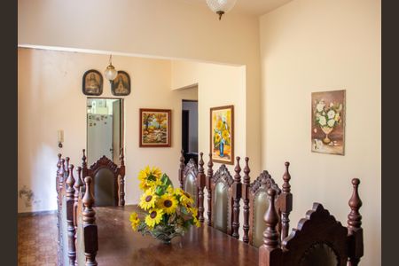 Casa para alugar com 8 quartos, 382m² em Anchieta, Belo Horizonte