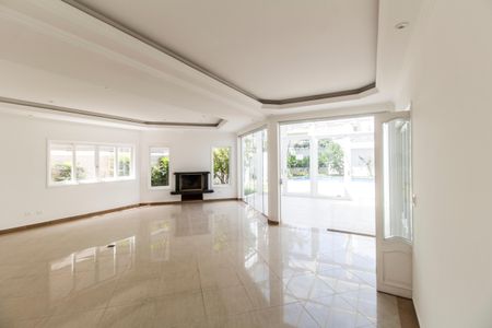 Sala de casa de condomínio à venda com 4 quartos, 600m² em Alphaville, Santana de Parnaíba