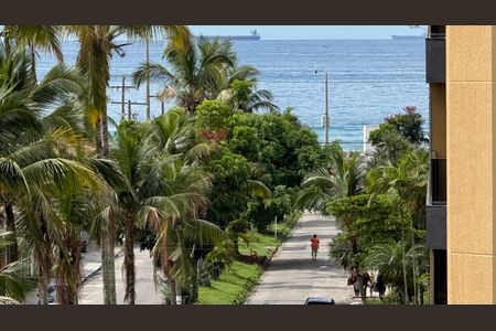 Vista de apartamento para alugar com 3 quartos, 115m² em Jardim Santa Genoveva, Guarujá