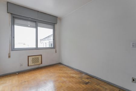 Quarto de apartamento para alugar com 1 quarto, 65m² em Navegantes, Porto Alegre