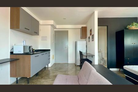 Sala de kitnet/studio à venda com 1 quarto, 43m² em Vila Madalena, São Paulo
