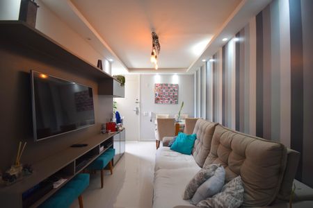 Sala de apartamento à venda com 2 quartos, 45m² em Camorim, Rio de Janeiro