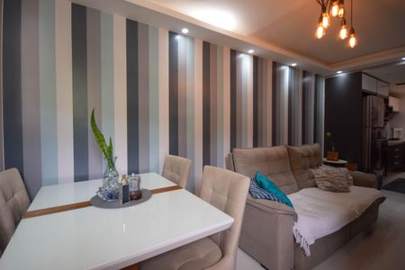 Sala de apartamento à venda com 2 quartos, 45m² em Camorim, Rio de Janeiro