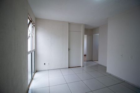 Sala de apartamento para alugar com 2 quartos, 50m² em Caranda, Sorocaba