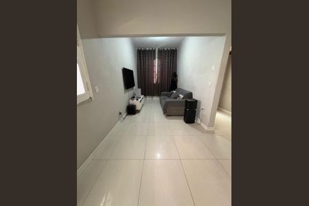 Casa à venda com 2 quartos, 74m² em Penha Circular, Rio de Janeiro