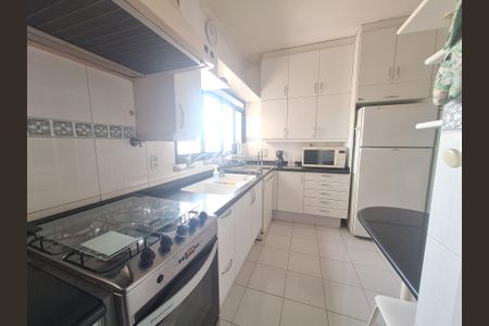 Apartamento para alugar com 4 quartos, 210m² em Centro, Suzano