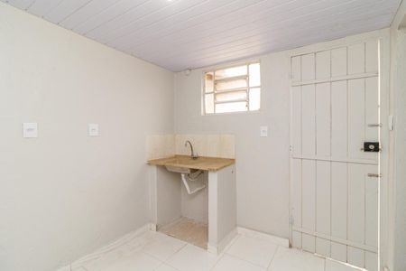 Studio de casa para alugar com 1 quarto, 8m² em Vila Paiva, São Paulo