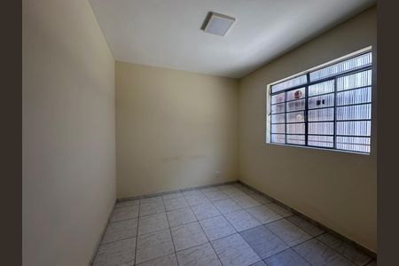 Casa para alugar com 3 quartos, 360m² em Santa Efigênia, Belo Horizonte