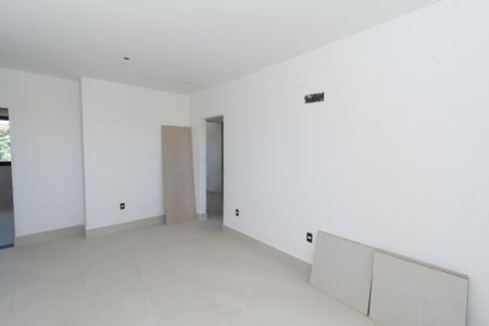 Sala de apartamento à venda com 2 quartos, 62m² em Riacho das Pedras, Contagem