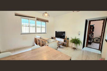 Sala de apartamento à venda com 2 quartos, 60m² em Aeronautas, Lagoa Santa