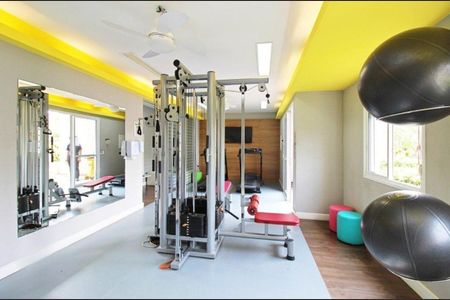 Foto 12 de apartamento à venda com 2 quartos, 50m² em Humaitá, Porto Alegre