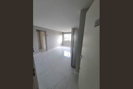 Foto 01 de apartamento à venda com 2 quartos, 50m² em Humaitá, Porto Alegre