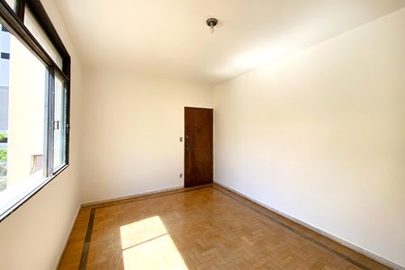 Sala de apartamento para alugar com 4 quartos, 128m² em Santo Antônio, Belo Horizonte