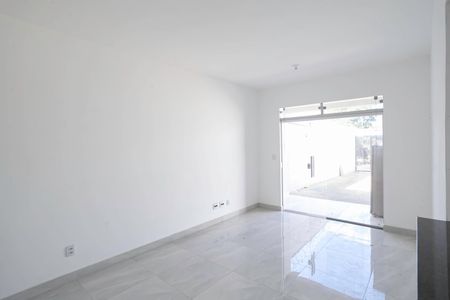 Sala de apartamento à venda com 3 quartos, 95m² em Parque Xangri-lá, Contagem