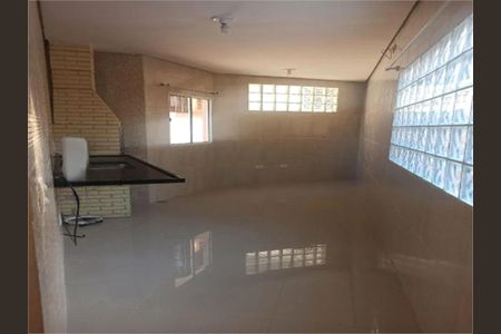 Casa à venda com 4 quartos, 170m² em São João Climaco, São Paulo