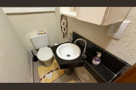 Casa à venda com 3 quartos, 114m² em Campo Grande, São Paulo