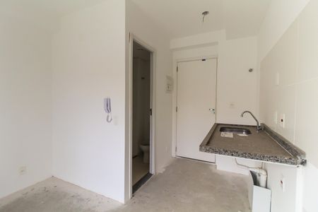 Quarto/Cozinha de kitnet/studio para alugar com 1 quarto, 17m² em Cidade Antônio Estêvão de Carvalho, São Paulo