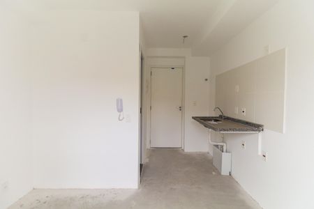 Quarto/Cozinha de kitnet/studio para alugar com 1 quarto, 17m² em Cidade Antônio Estêvão de Carvalho, São Paulo