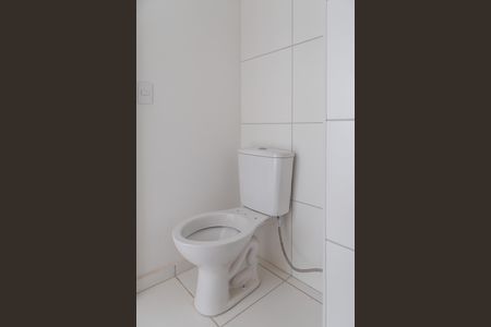 Banheiro de apartamento para alugar com 2 quartos, 36m² em Cidade Nova São Miguel, São Paulo