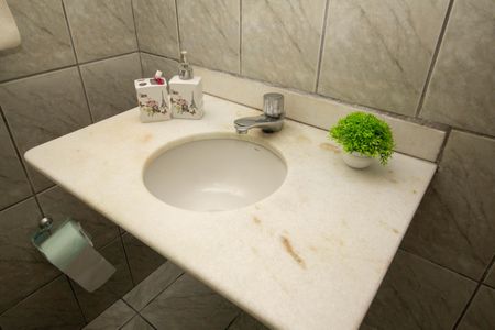 Banheiro da Suíte 1 de casa para alugar com 4 quartos, 150m² em Vila Bancaria Munhoz, São Paulo