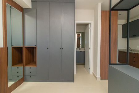 Quarto de kitnet/studio para alugar com 1 quarto, 25m² em Água Verde, Curitiba