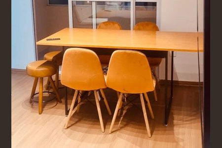 Sala de apartamento à venda com 2 quartos, 47m² em Medeiros, Jundiaí