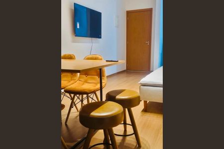 Sala de apartamento à venda com 2 quartos, 47m² em Medeiros, Jundiaí