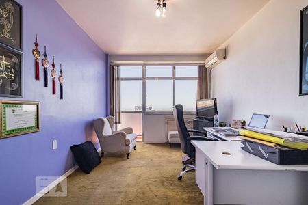 Apartamento à venda com 4 quartos, 243m² em Centro Histórico, Porto Alegre