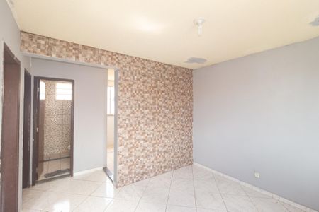 Sala de apartamento para alugar com 2 quartos, 45m² em Paciência, Rio de Janeiro